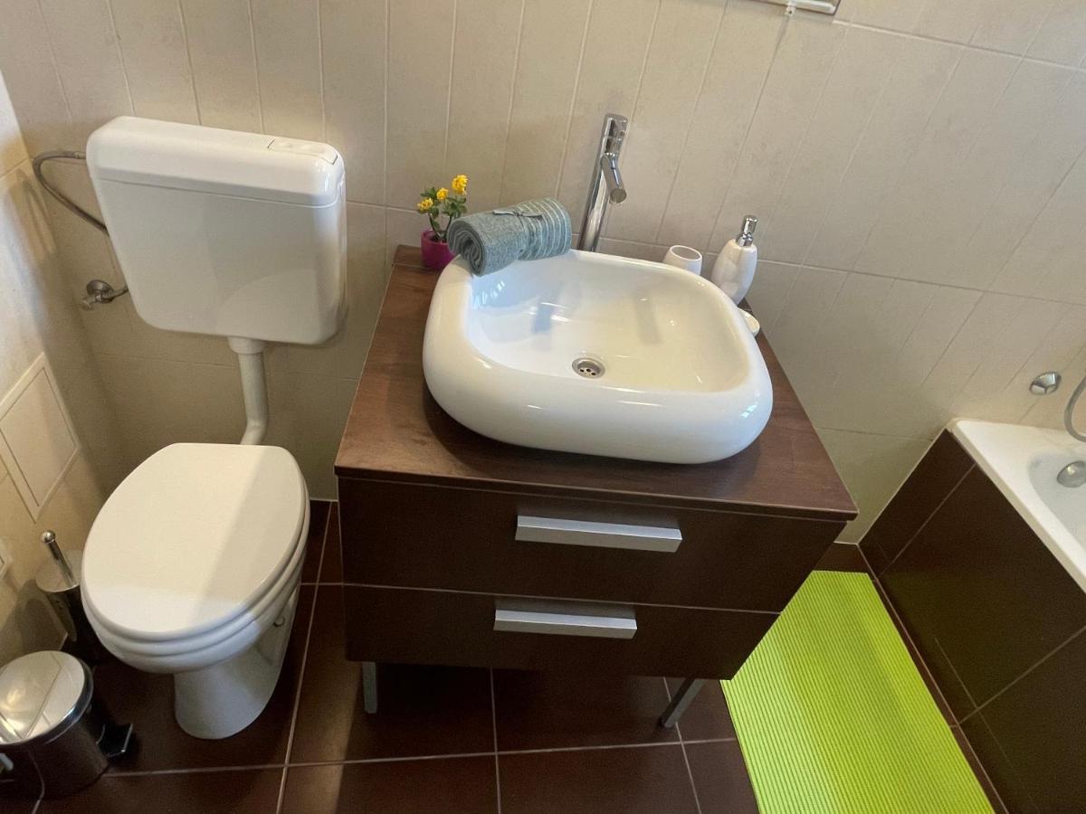 Magnolia Apartman Győr Eksteriør billede