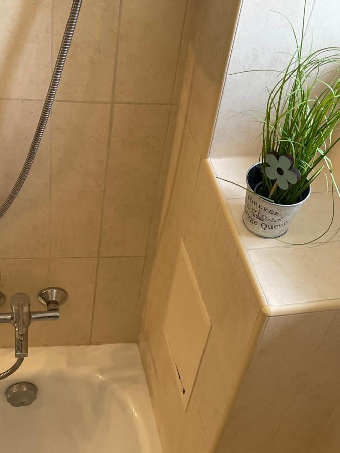 Magnolia Apartman Győr Eksteriør billede