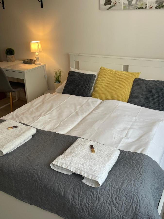 Magnolia Apartman Győr Eksteriør billede
