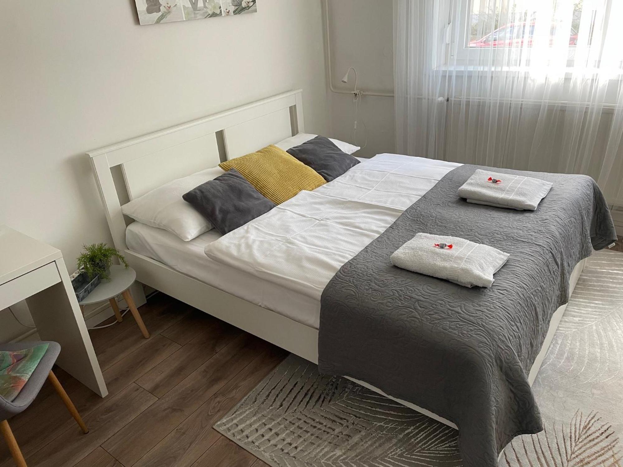 Magnolia Apartman Győr Eksteriør billede